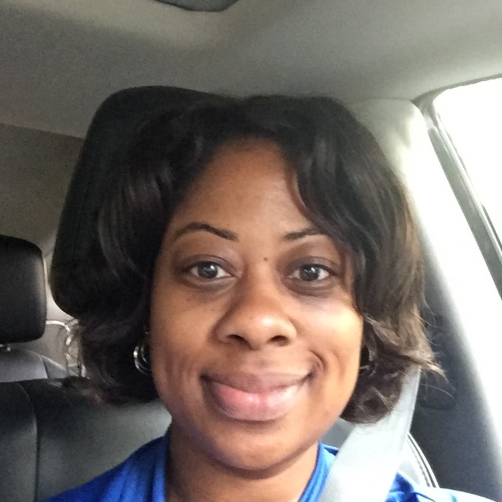 Meet your Posher, Ella